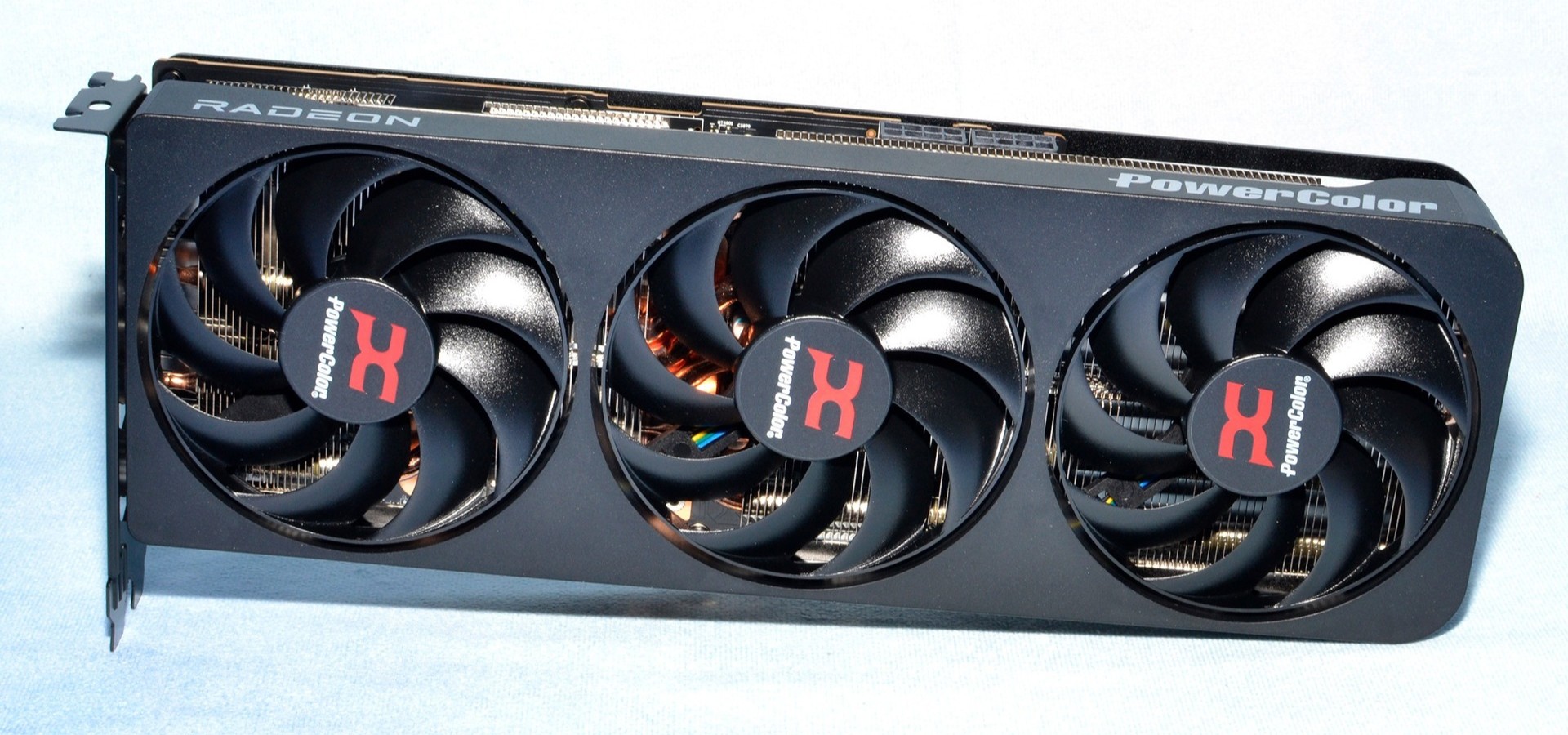 AMD Radeon RX 9070 XT